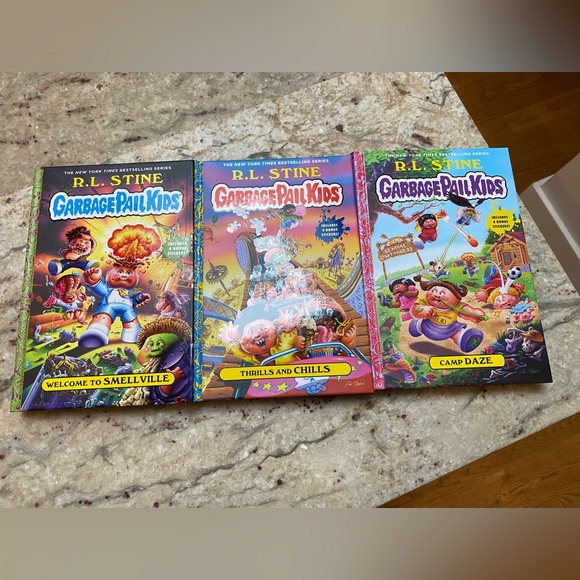 Garbage Pail Kids: The Big Box of Garbage (3-Book Box Set) - Picture 4 of 5